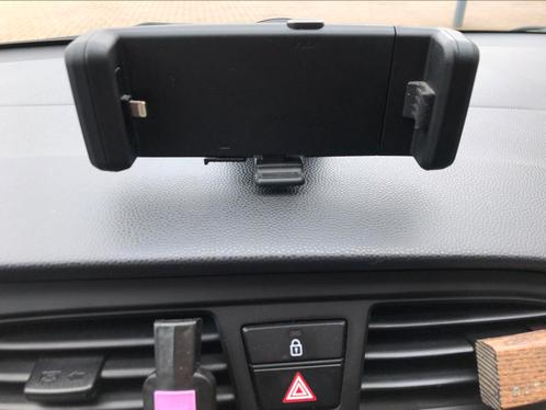 iPhone houder voor in de Hyundai i20