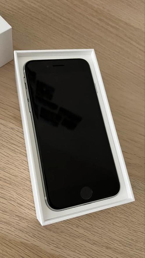 Iphone SE 2020 - 64 GB - Wit - Zo goed als nieuw