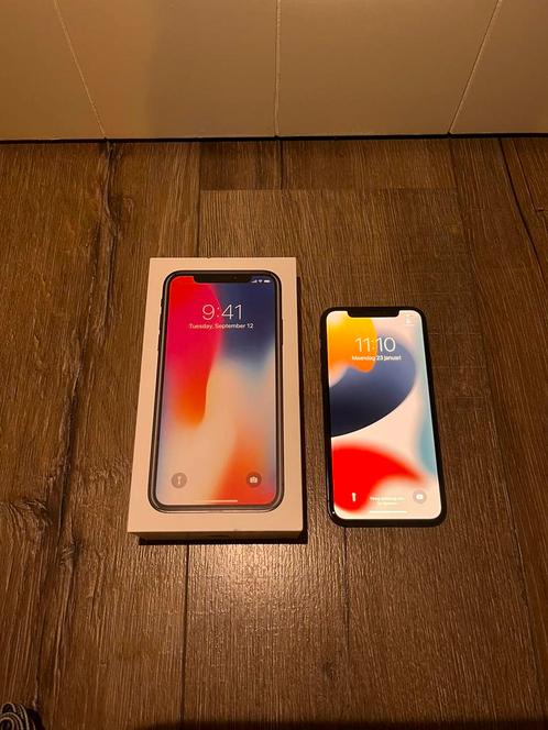 iPhone X 64GB space gray