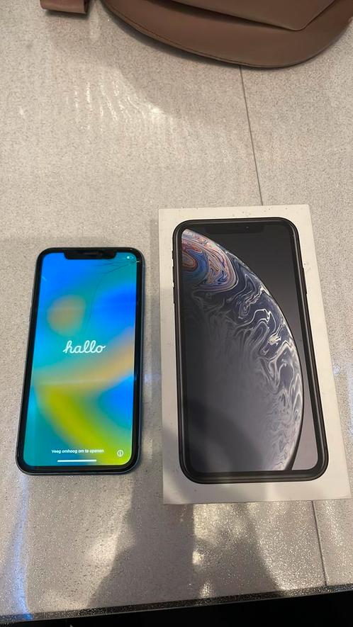 iPhone XR