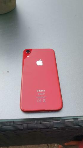 iPhone XR 64 GB met doos en oplader rood
