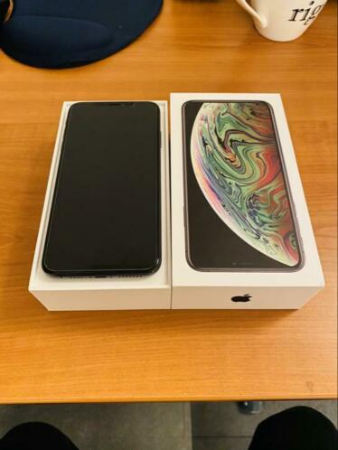 iPhone XS Max 64 gb space gray z.g.a.n