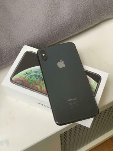 iPhone XS Max - Space Grey - 64 GB
