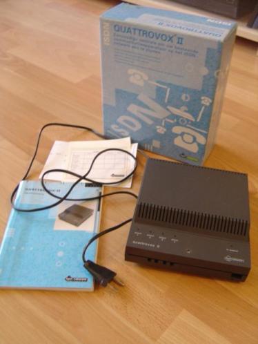 ISDN Qauttrovox II centrale van KPN (anoloog amp ISDN)
