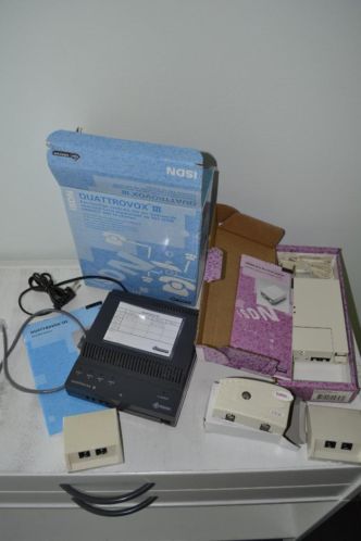 ISDN Quattrovox III telefooncentrale 