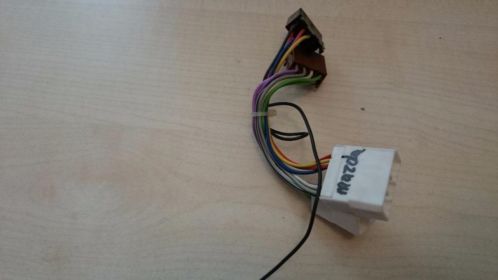 ISO kabel voor origineel radio naar universeel MAZDA