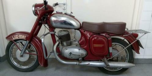 Jawa 250cc senior.