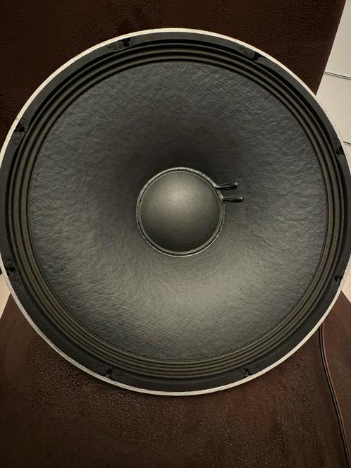 JBL 1500 GTI 1000Watt Subwoofer 15 inch 38cm top conditie