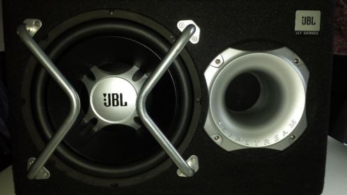 JBL GT-BassPro12 subwoofer  versterker 1100 watt.