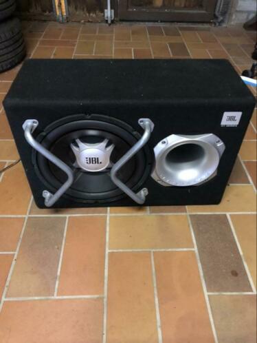 JBL GT5-1204BR subwoofer incl JBL GTO504 versterker 4-kanaal