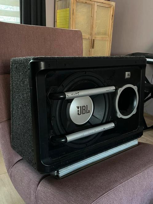 Jbl subwoofer met 1500 watt versterker