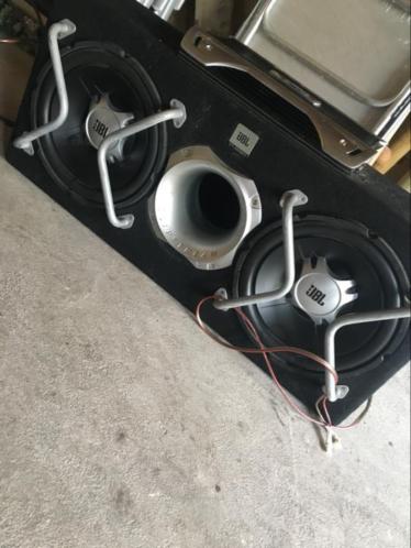 Jbl subwoofer met us blaster