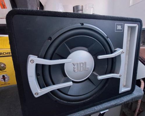 JBL subwoofer, versterker, hoedeplankspeakers amp condensator