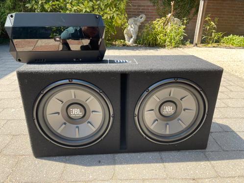 JBL Subwooferversterker 2x1000watt voor in de auto