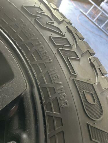 JEEP wielen met banden nieuw Rubicon