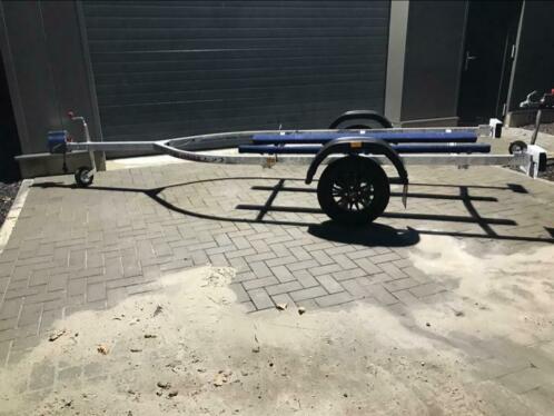 Jet-loader trailer verkrijgbaar voor waterscooter en Jetski
