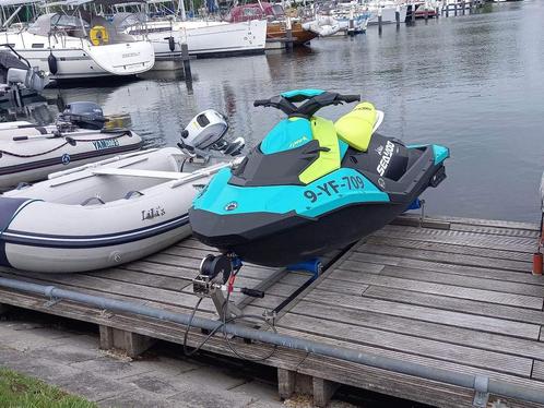 Jetski parkeren in de jachtenhaven Dat kan