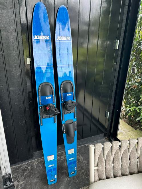 Jobe allegre 67 waterskis  met zwemvest en 2 skilijnen