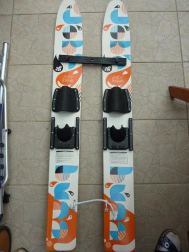 jobe buzz kinder waterski trainer