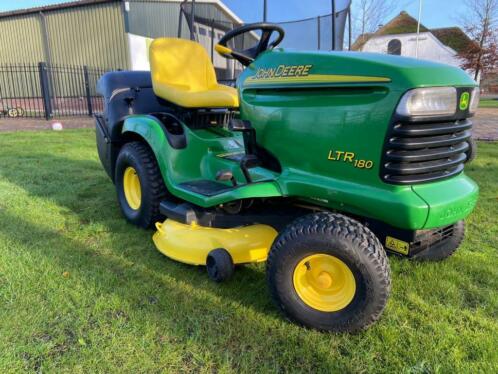 John Deere LTR 180 gebruikte zitmaaier