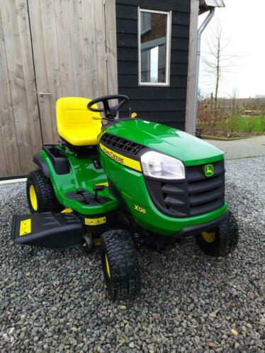 John Deere X126 zitmaaier, 40 uur op de teller