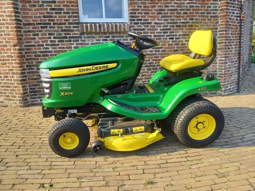 John Deere X304 107 cm. Mulcher. 2WD - 4 wiel besturing