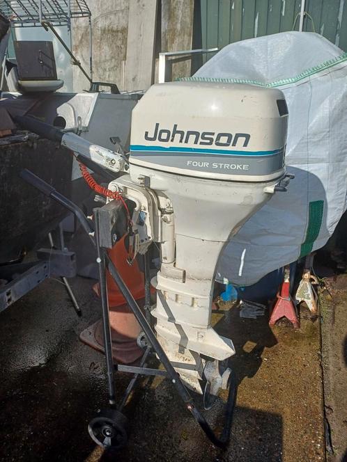 Johnson 8 pk 4 takt 2 cillinder langstaart op knuppel