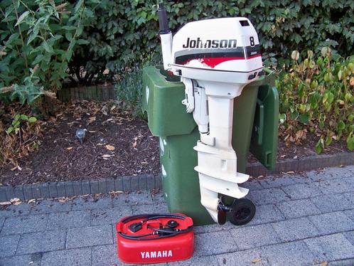 Johnson 8pk langstaart 2-takt met Yamaha tank 26 kg 1997