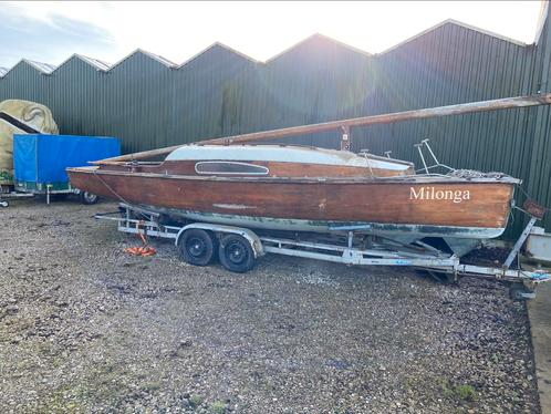 Jollenkreuzer 30er Houten boot. Opknapper. Met trailer.