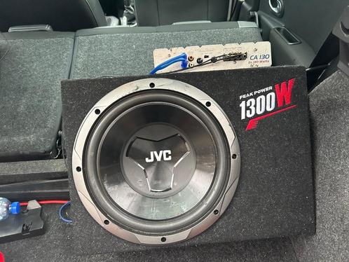 JVC Peak Power 1300W subwoofer  versterker