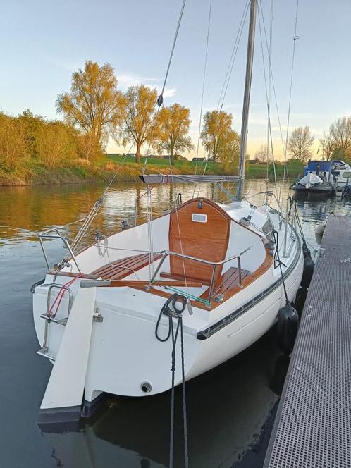 Kajuit zeilboot Kliever, 26 ft  - VAARKLAAR 