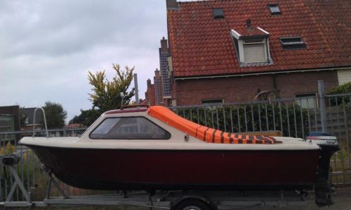 kajuitboot (beekman) met 15 pk yamaha