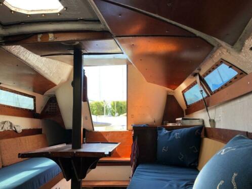 Kajuitzeilboot Maxi 77 compleet, mag weg voor winterprijs )