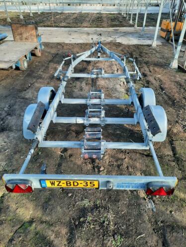 Kalf Bootrailer 2000 kg incl kenteken