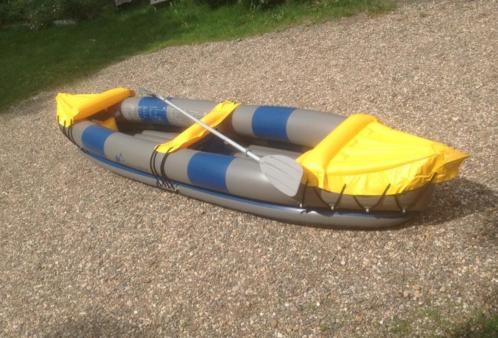 Kano, NIEUW, opblaasbaar, compleet met peddels, zitjes tas