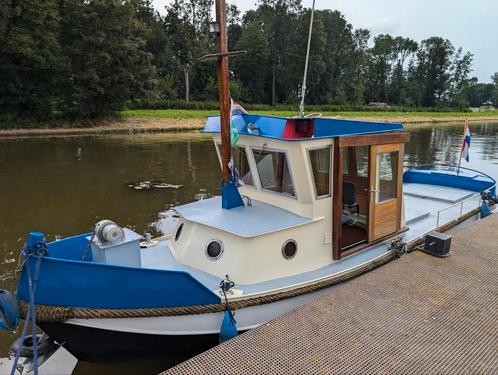 Karakteristieke werkboot, sleepbootje, tot 22 sept te koop