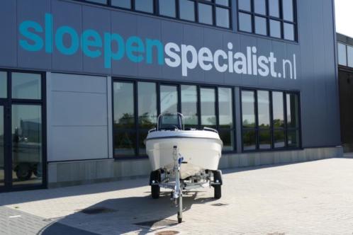 Karel 400 open Speedboot inclusief trailer en motor 20PK