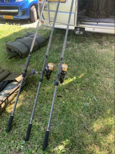 Karper set 3 hengels zgan met Baitrunners 8000D