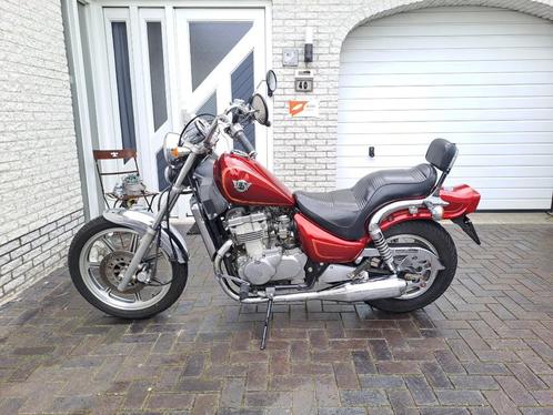 Kawasaki EN 500 . Hele nette Motor . Rood metalic .