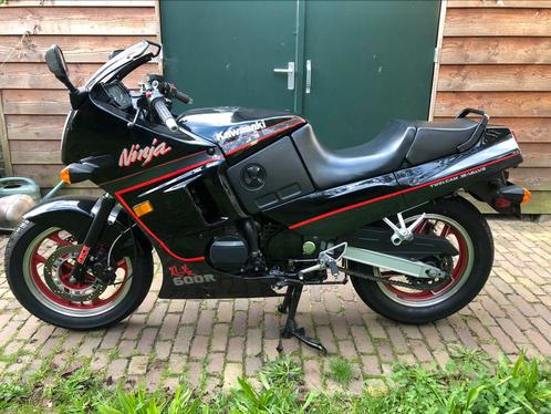 Kawasaki GPX 600 R