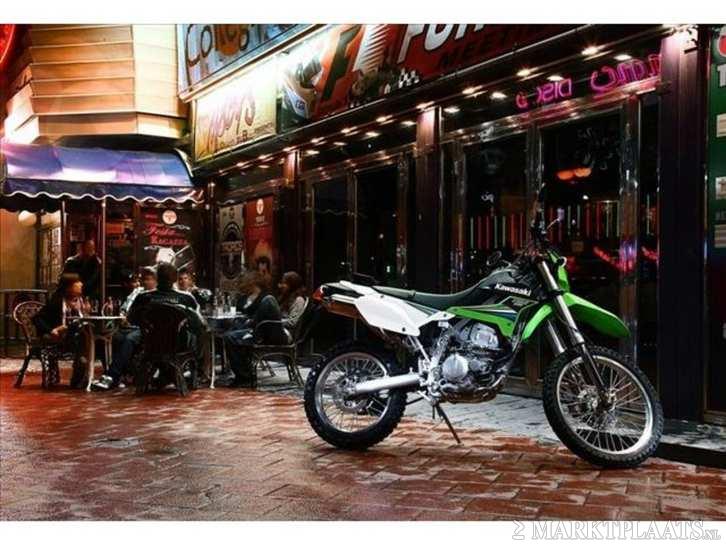 Kawasaki klx 250 klx250 
