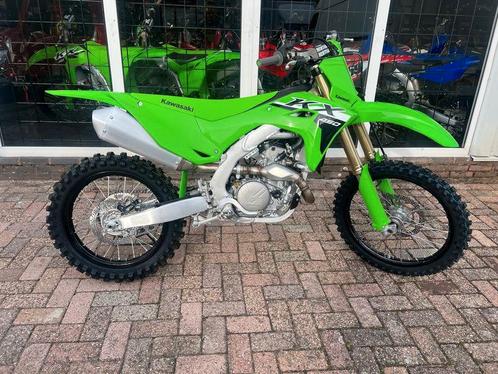 KAWASAKI KX 450 F (bj 2024)