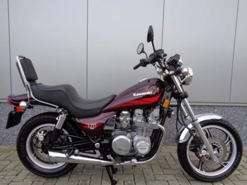 Kawasaki LTD 700 (bj 1985)