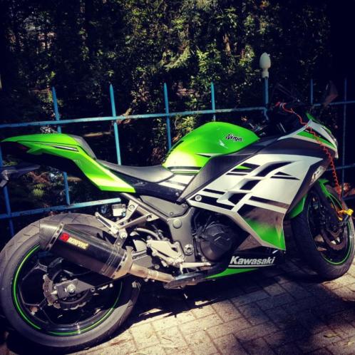 kawasaki ninja 300 30th anniversary edition. 2015