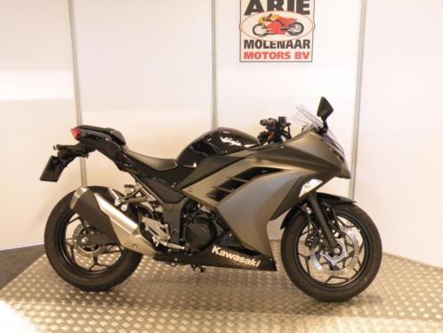 Kawasaki Ninja 300 R ABS , Geschikt voor A2 rijbewijs