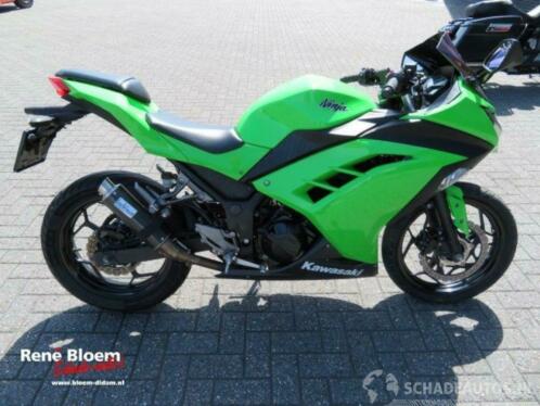 Kawasaki Ninja Z300 ABS (bj 2014)