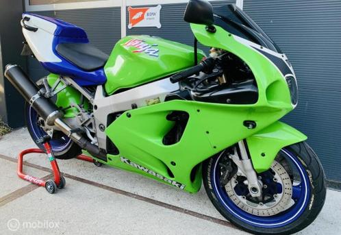 Kawasaki Ninja ZX-7R in perfecte staat