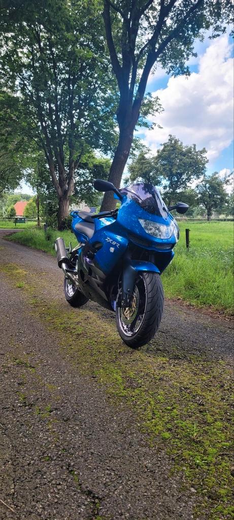 Kawasaki ninja ZX9R 1998 nieuwstaat