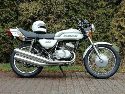 Kawasaki - S1 - Mach 1 - 250 cc - 1972