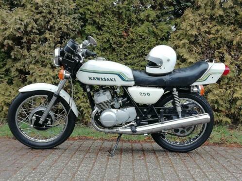 Kawasaki S1 Mach 1 Nr.280 1st Model 3 Cylinder 250cc 1972